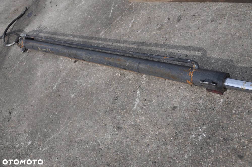 Siłownik hydrauliczny Teleskopu Terex T 350 - 2