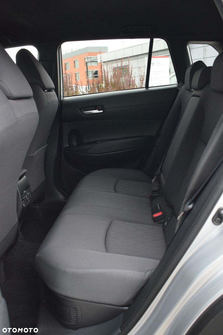 Toyota Corolla Cross 2.0 Hybrid Style - 16