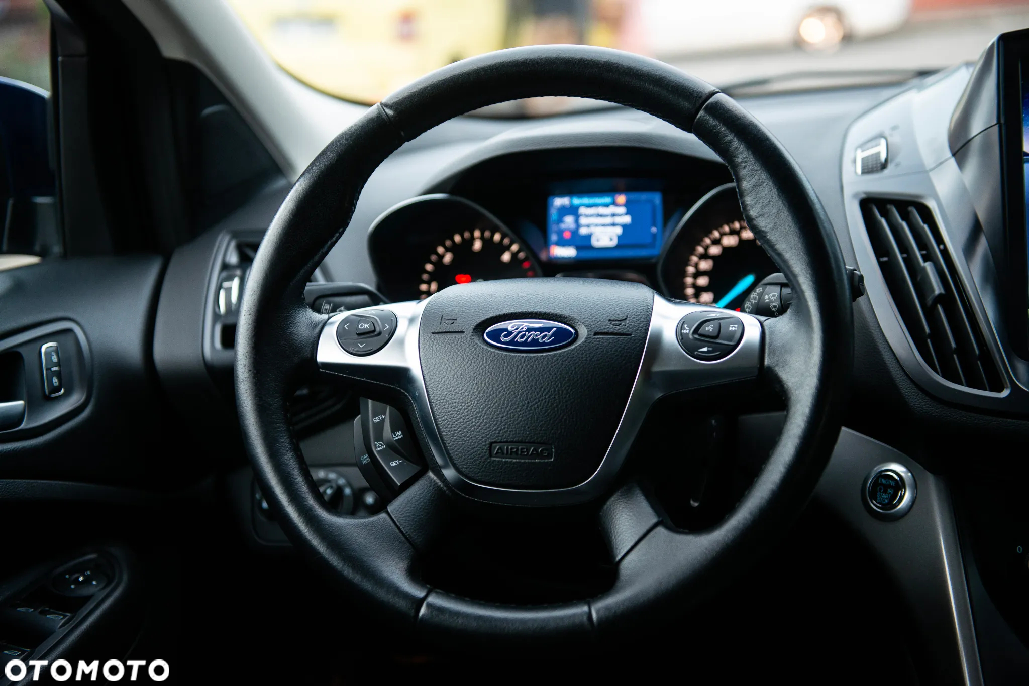 Ford Kuga 2.0 TDCi 4x4 Titanium - 31