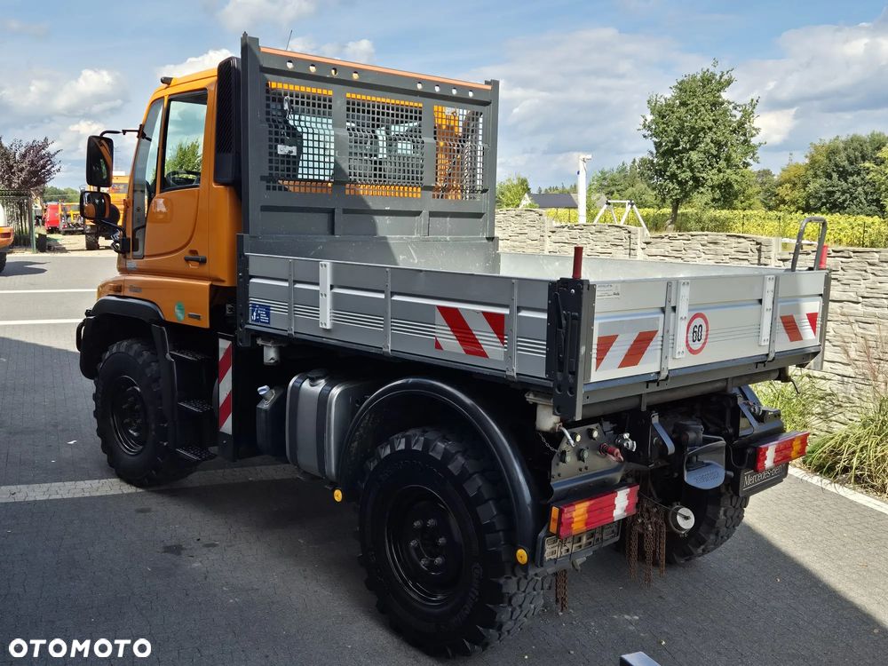 Unimog U290 4x4 Ciągnik - 3