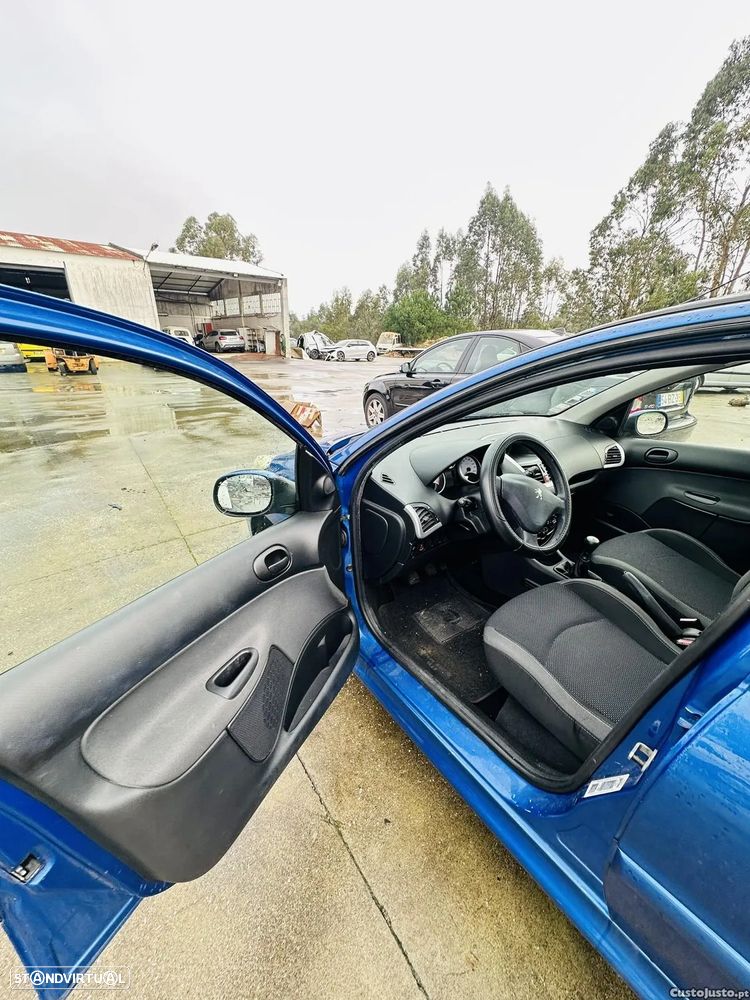 Peugeot 206+ 1.1 Urban - 15