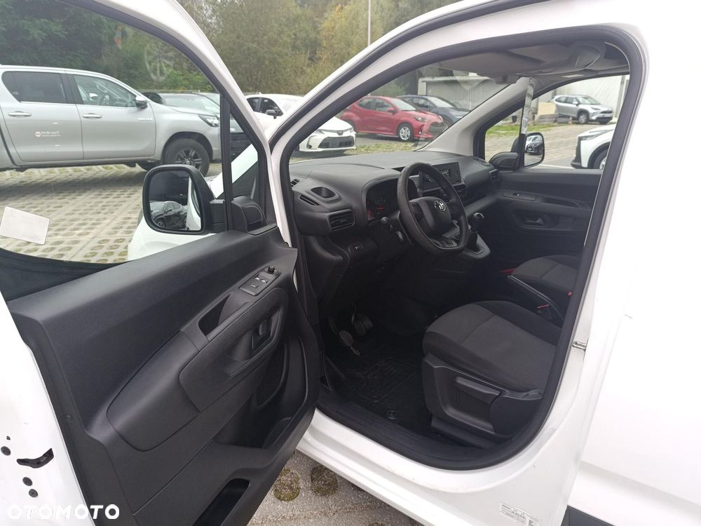 Toyota PROACE CITY - 17