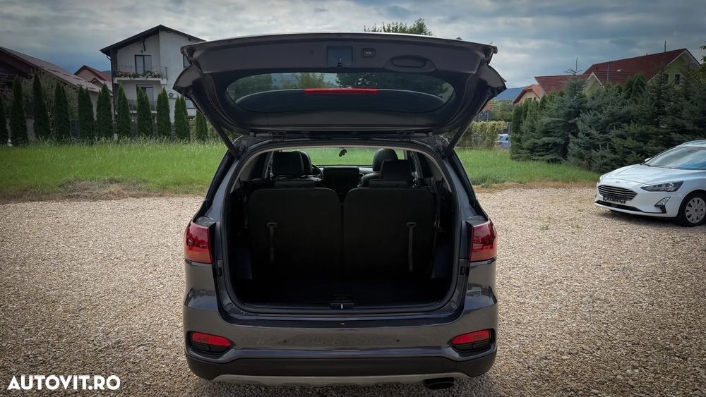 Kia Sorento 2.0 DSL 8AT 4x4 Cosmo - 11