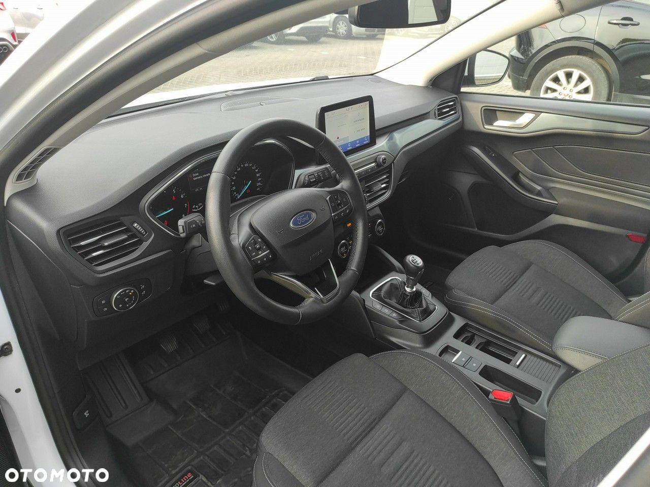 Ford Focus 1.0 EcoBoost mHEV Active - 9