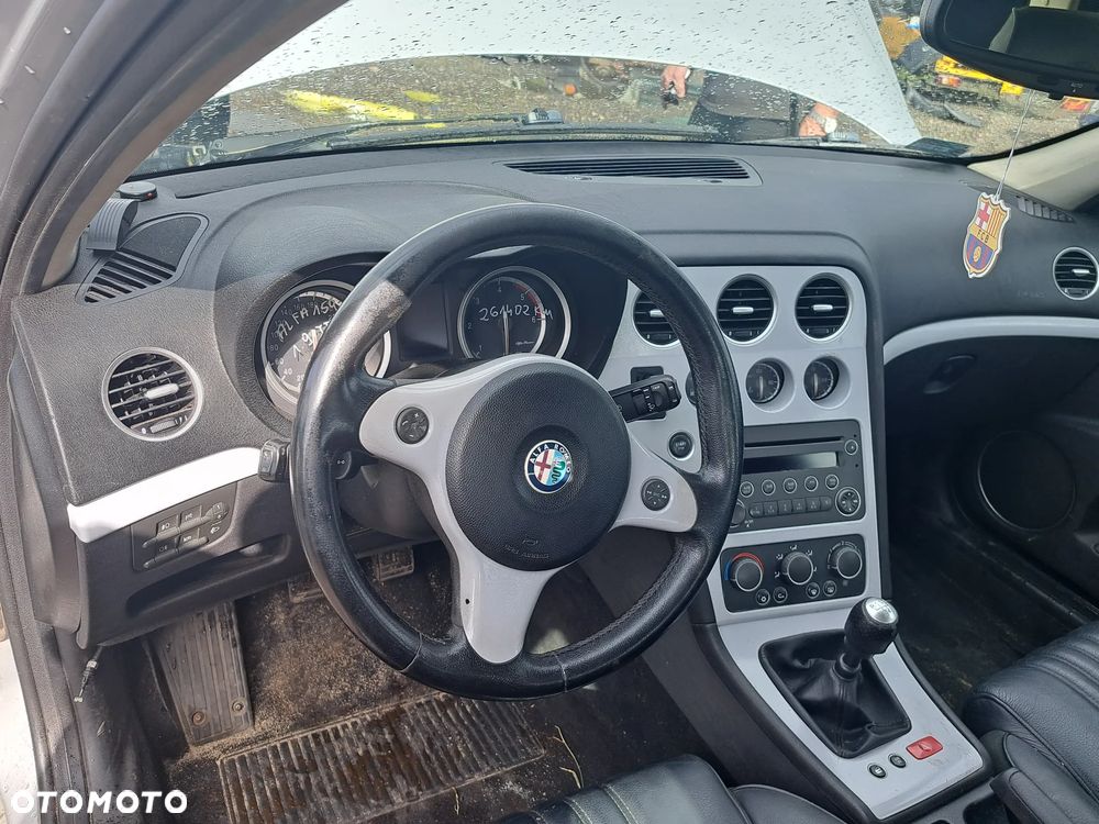 DESKA ROZDZIELCZA PULPIT AIRBAG ALFA ROMEO 159 EU - 1