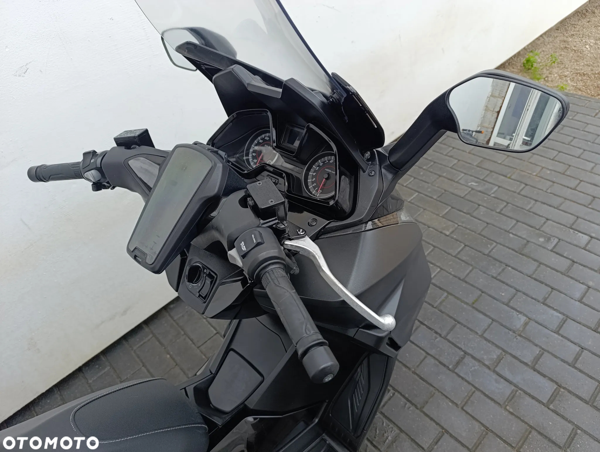 Honda NSS - 27