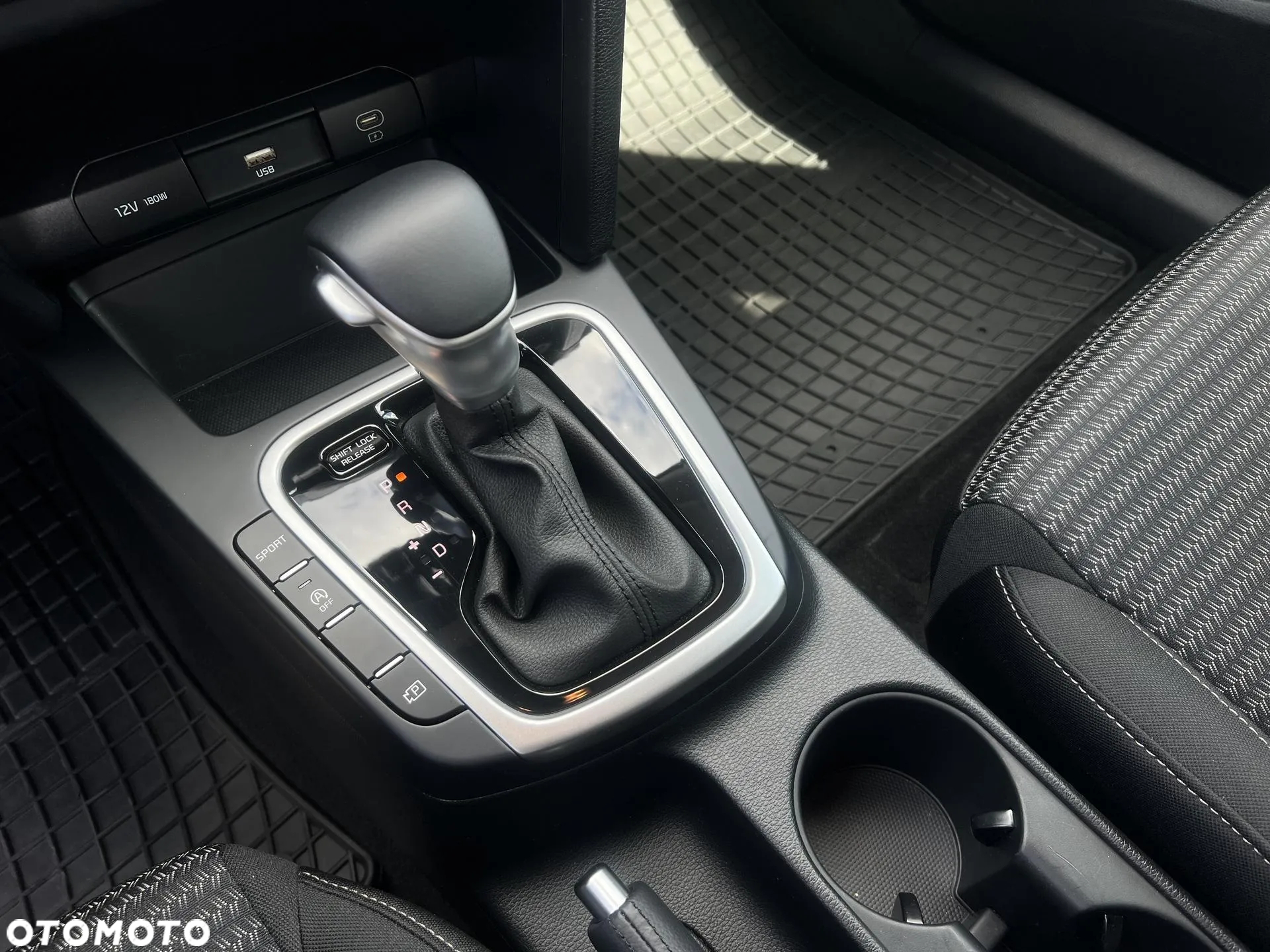 Kia XCeed 1.5 T-GDI M DCT - 15