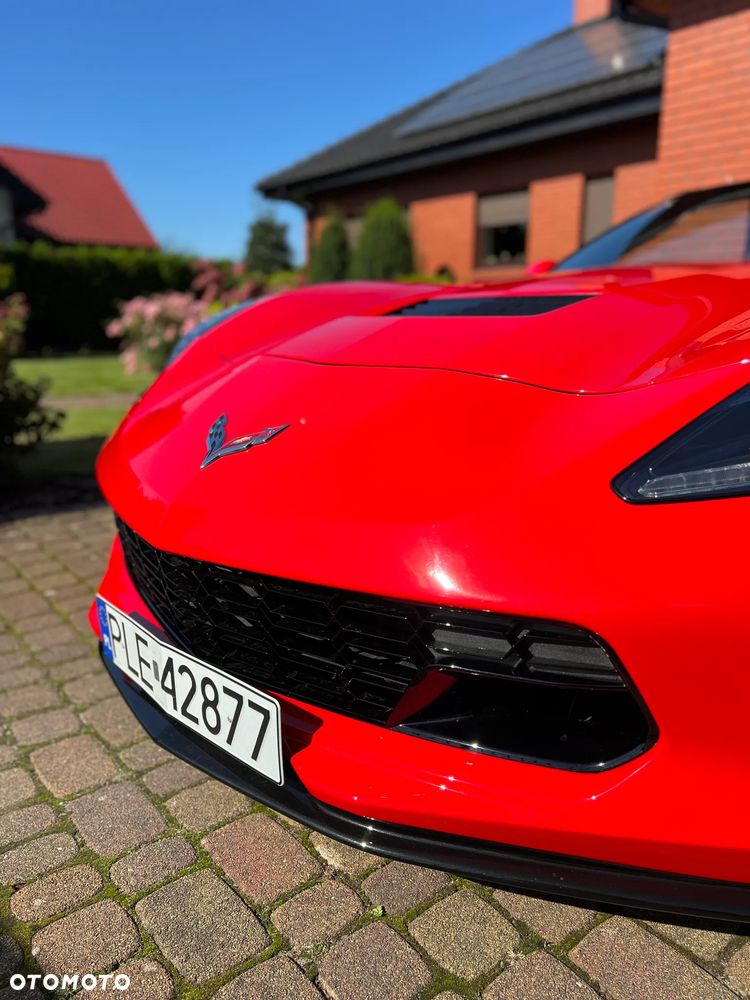 Chevrolet Corvette - 16