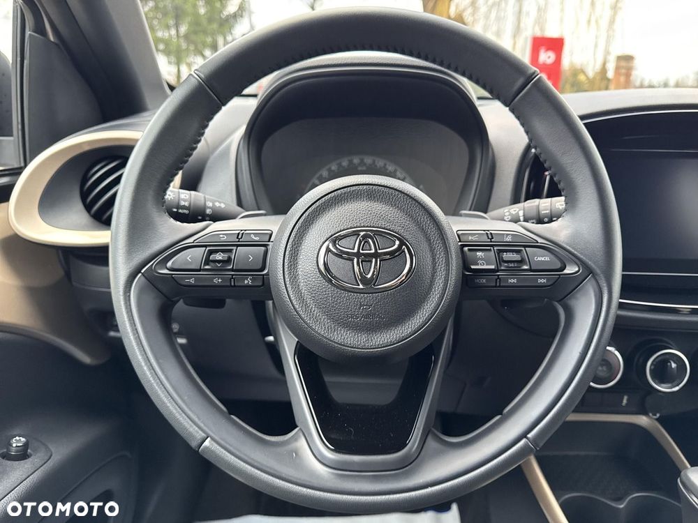 Toyota Aygo X 1.0 VVT-i Style CVT - 17