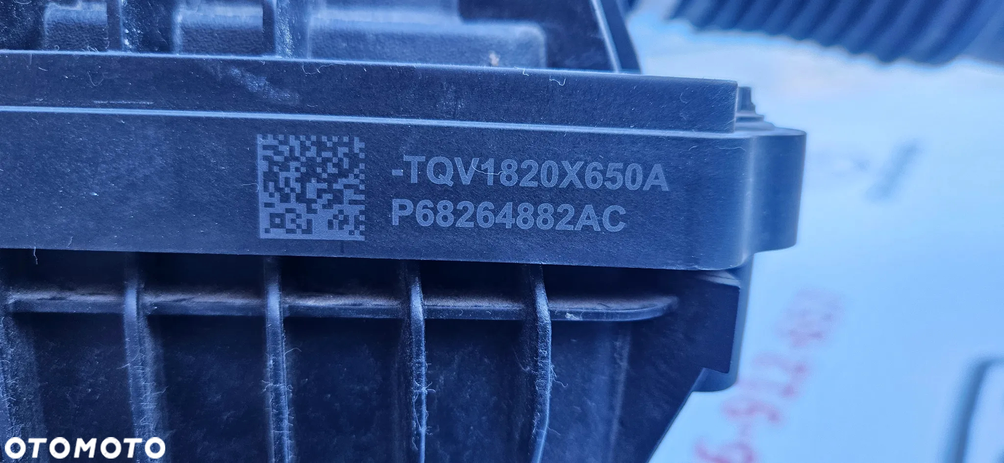 RAM 1500 V 5 2019- 4X4 5.7 HEMI kompletna obudowa filtra powietrza Filtr powietrza Dolot Łapacz Obudowa Mocowanie filtra P68264882AC 68319607AB - 11