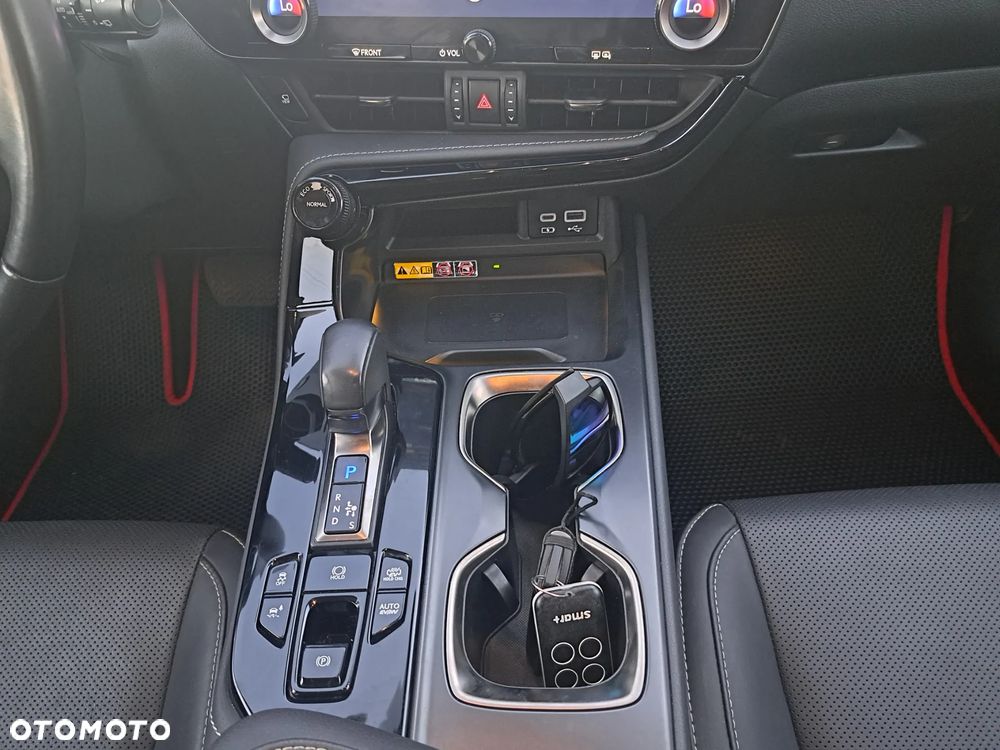 Lexus NX 450h+ E-FOUR Luxury - 14