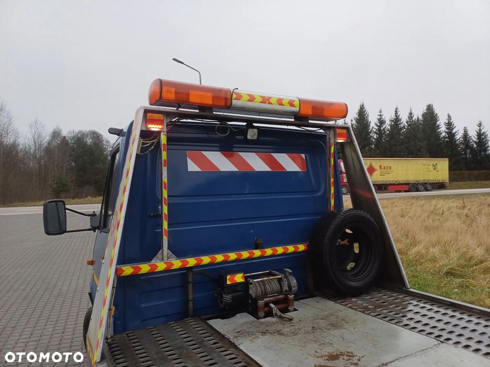 Mercedes-Benz Sprinter 410D Bliźniak 2.9 TD Najazd Autolaweta - 9