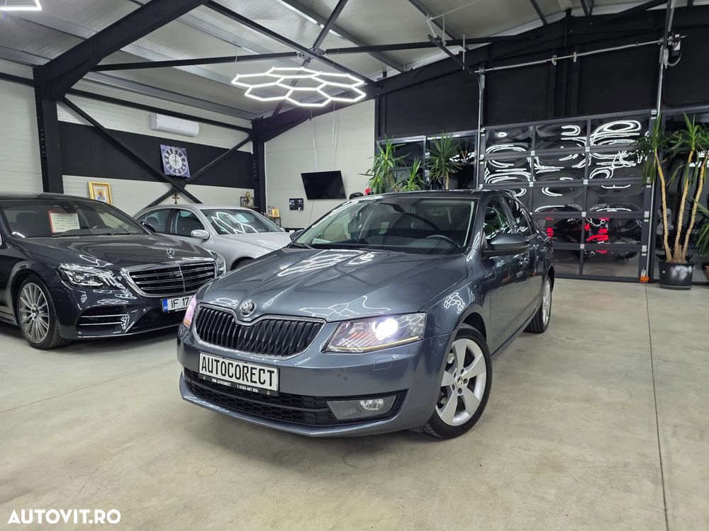 Skoda Octavia 2.0 TDI DSG Ambition - 3