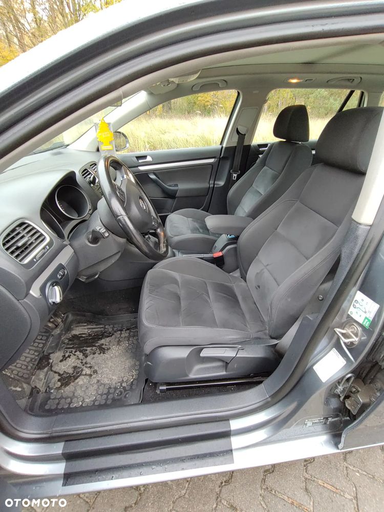 Volkswagen Golf VI 2.0 TDI Highline - 11