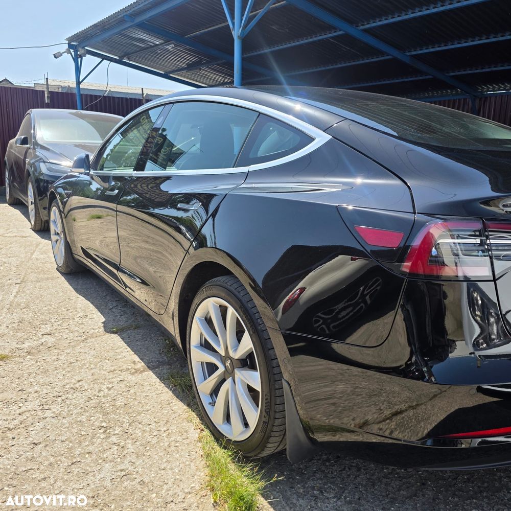 Tesla Model 3 - 27