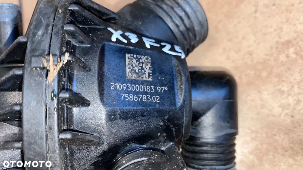 TERMOSTAT BMW X3 F25 7586783 - 4