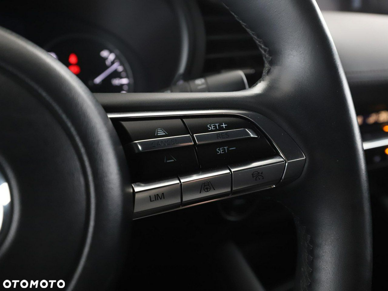 Mazda 3 SKYACTIV-G 120 Automatik Signature - 31