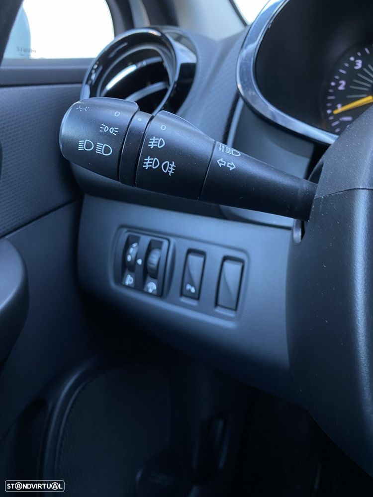 Renault Clio dCi 90 Dynamique - 15