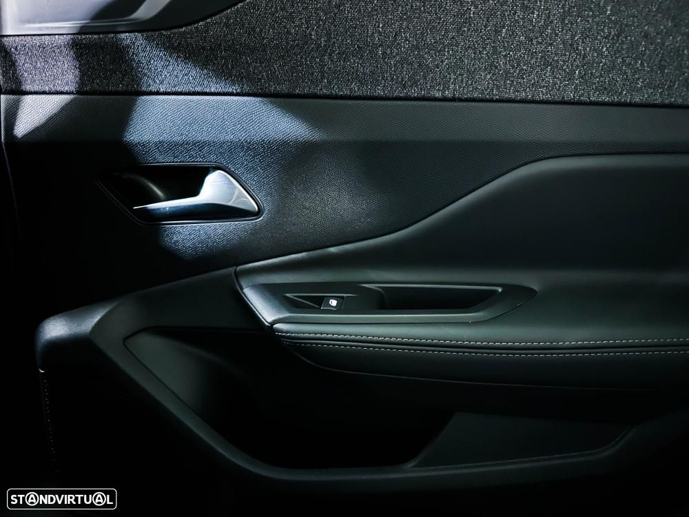 Peugeot 408 1.2 PureTech Allure Pack EAT8 - 22