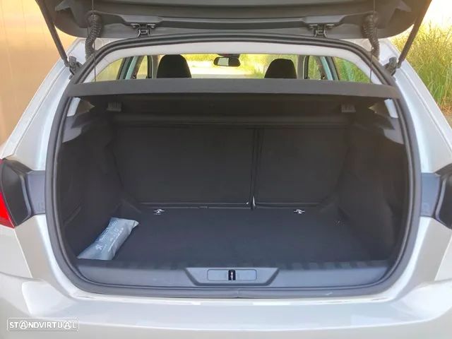 Peugeot 308 1.5 BlueHDi Style - 26