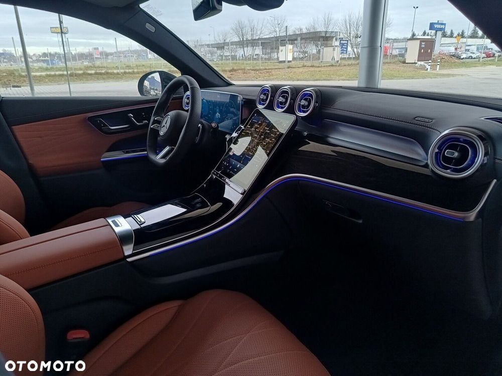 Mercedes-Benz GLC - 11