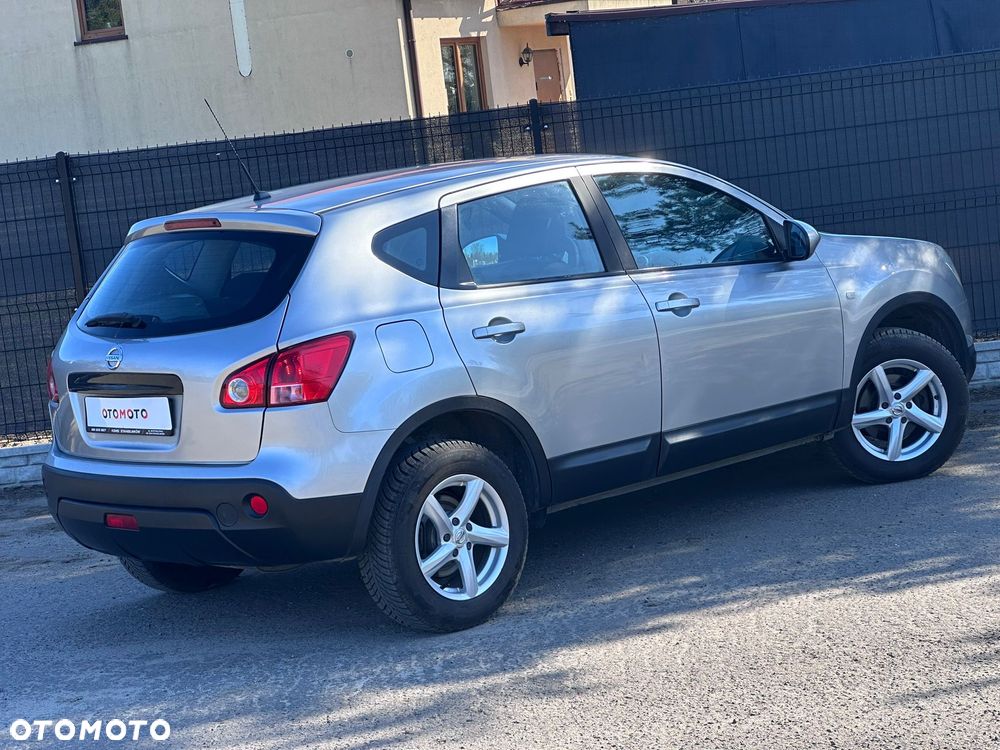 Nissan Qashqai 1.6 Visia - 11