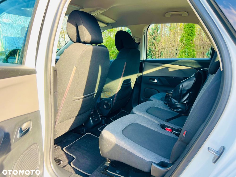 Citroën C4 Picasso VTi 120 Attraction - 16
