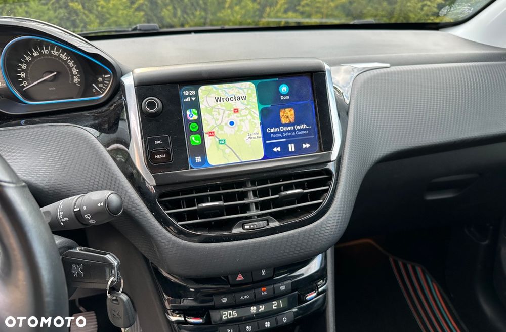 Peugeot 2008 1.2 Pure Tech GPF Active S&S - 23