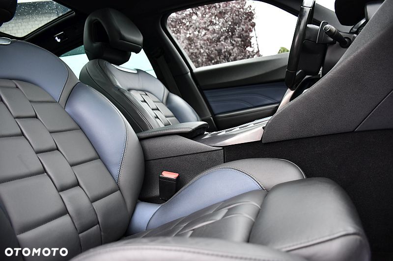 DS Automobiles DS 5 - 24