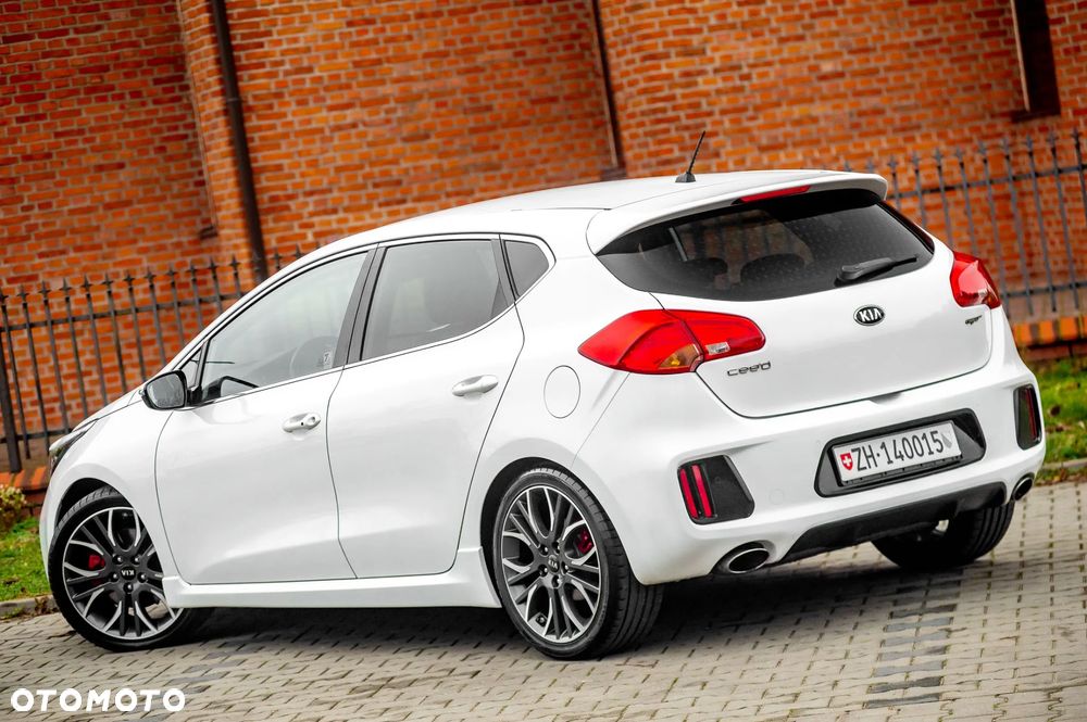 Kia Ceed 1.6 T-GDI GT-Challenge - 11