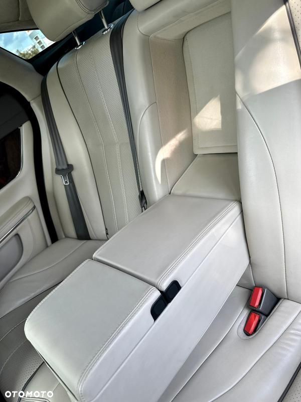 Jaguar XJ 3.0 V6 Kompressor AWD Portfolio - 10