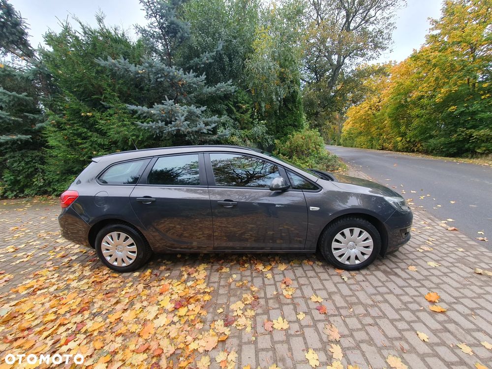 Opel Astra 1.6 Cosmo - 3