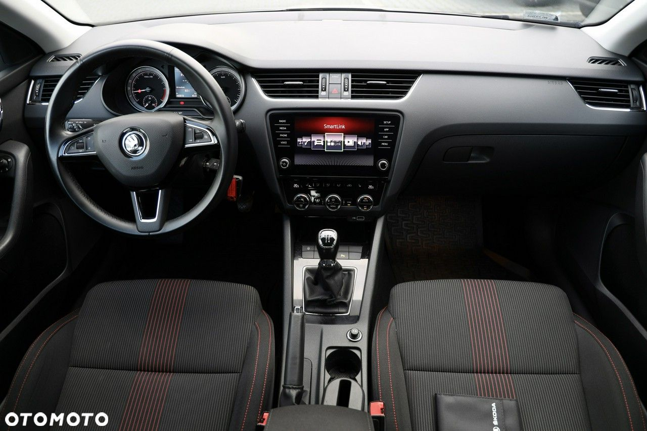 Skoda Octavia - 10
