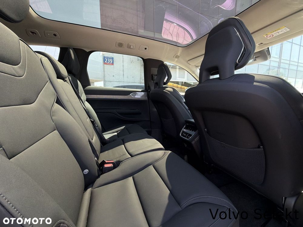 Volvo EX90 - 15