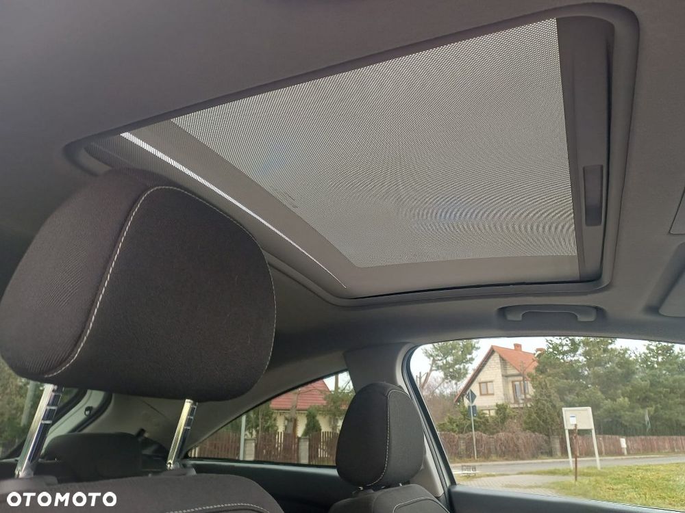 Opel Corsa 1.4 16V Edition - 14