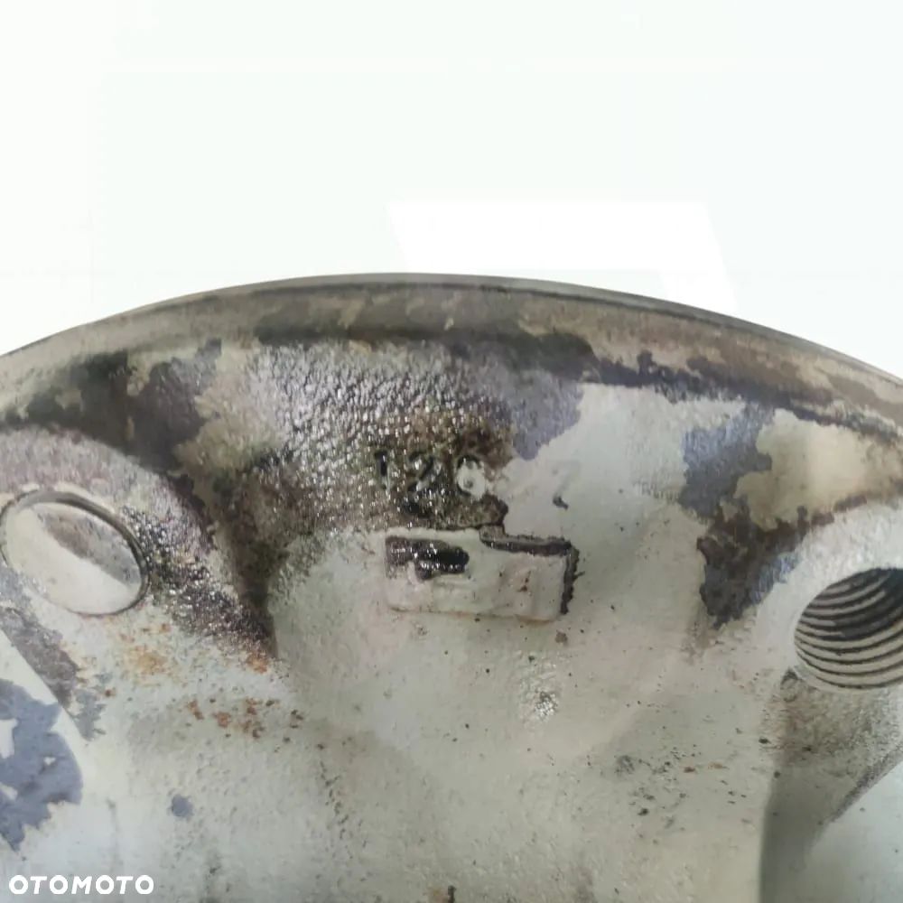 Zwrotnica 6194274M1 Zwolnica 85825032 Piasta 85825037 New Holland LB 115 - 19