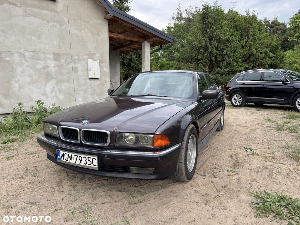 BMW Seria 7 - 1