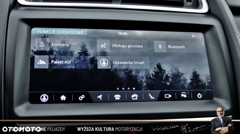 Jaguar E-Pace 2.0 i4P AWD R-Dynamic S - 29