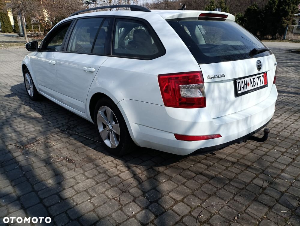 Skoda Octavia 2.0 TDI Style - 13