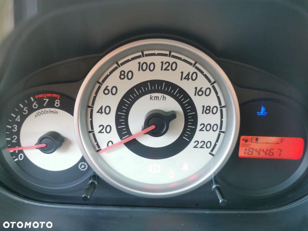 Mazda 2 - 11