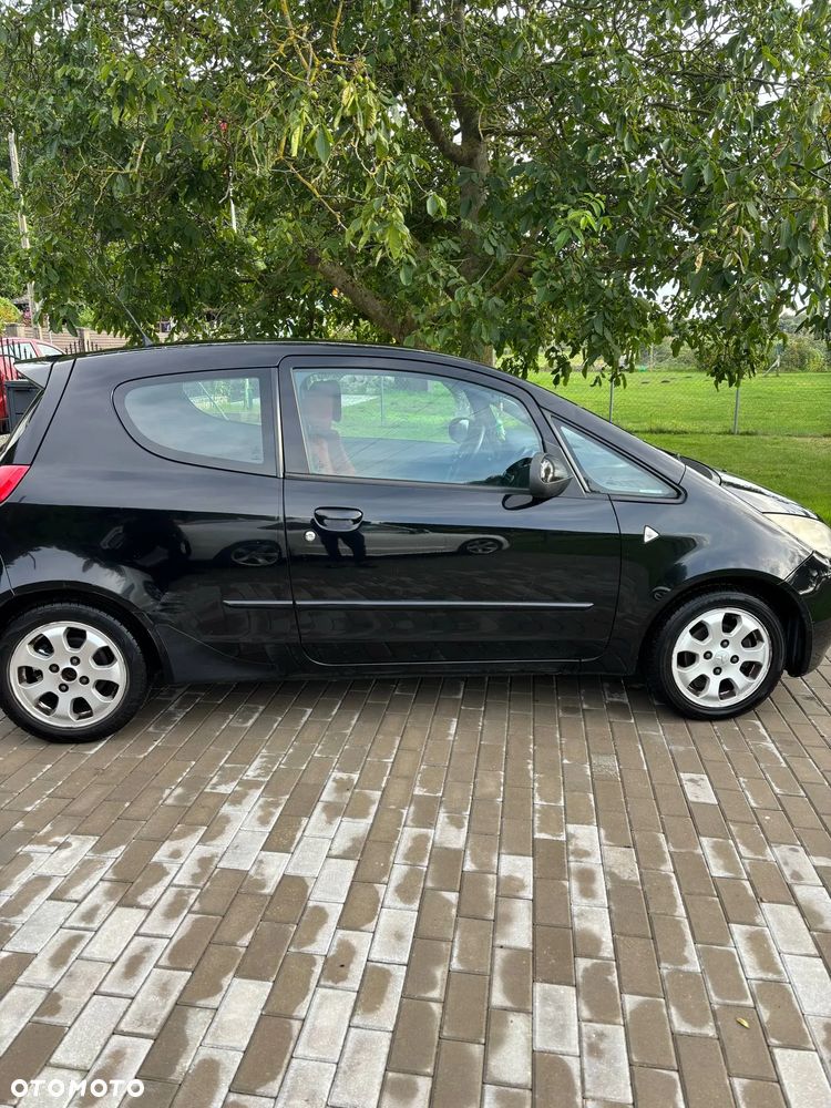 Mitsubishi Colt - 2