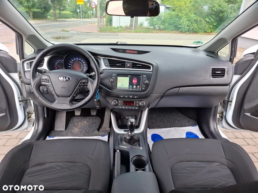 Kia Ceed 1.4 L Business Line Plus - 26