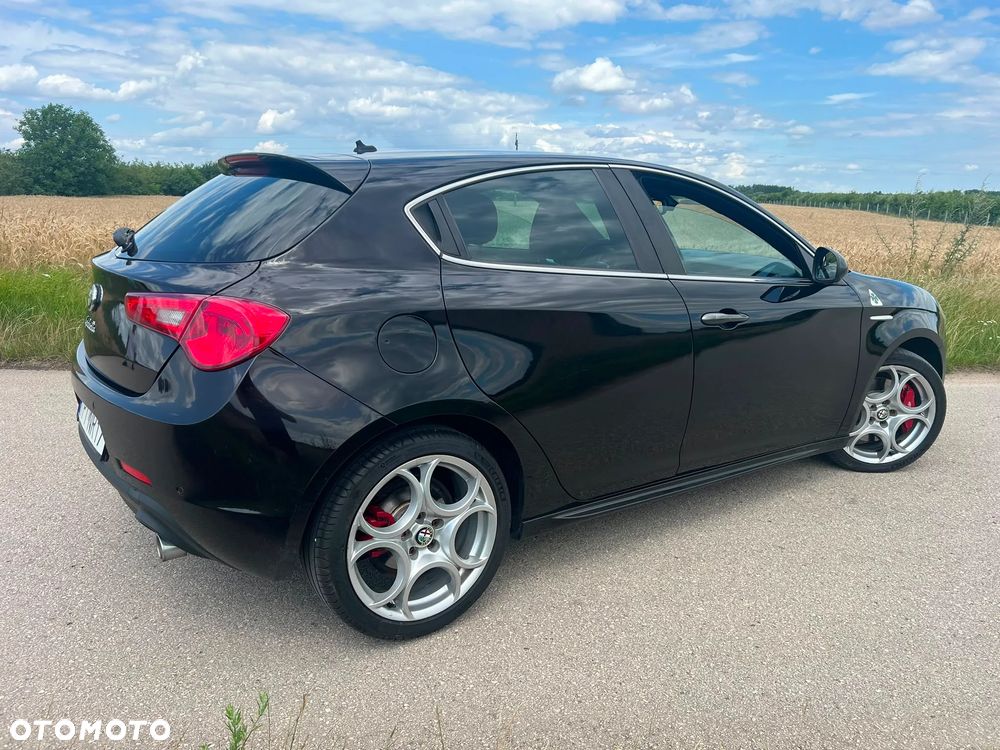 Alfa Romeo Giulietta 2.0 JTDM 16V Veloce - 2