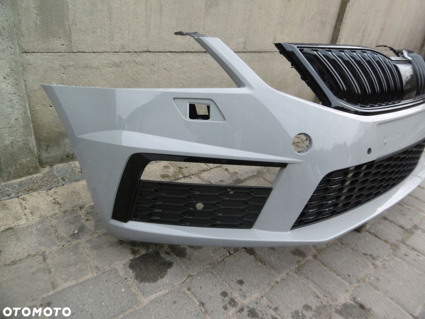 SKODA OCTAVIA III VRS 5E0 LIFT - zderzak przedni - 2