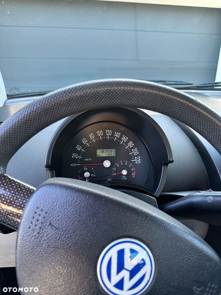 Volkswagen New Beetle 2.0 - 13