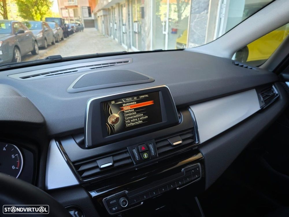 BMW 216 Active Tourer d - 17