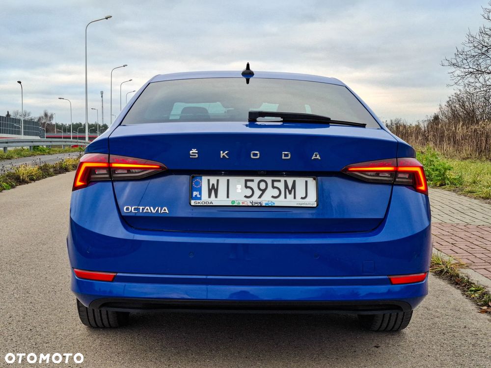 Skoda Octavia 2.0 TDI Style DSG - 4