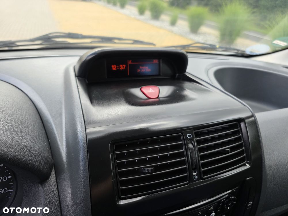 Peugeot Expert - 25