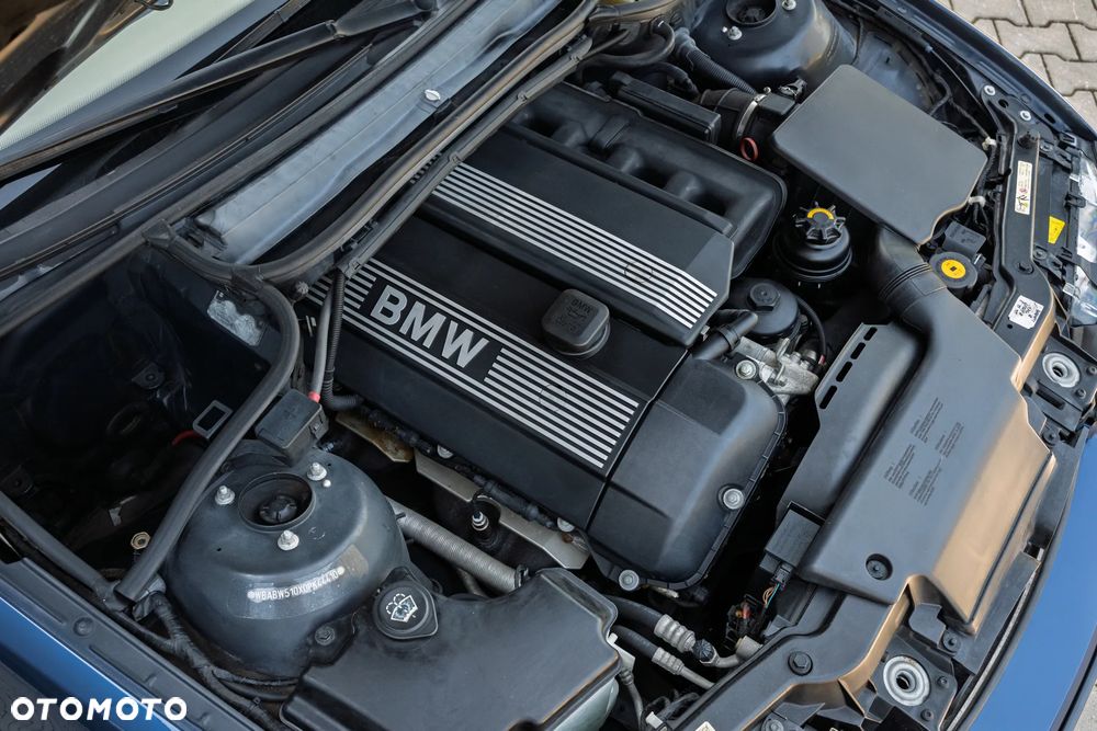 BMW Seria 3 330 Ci - 29