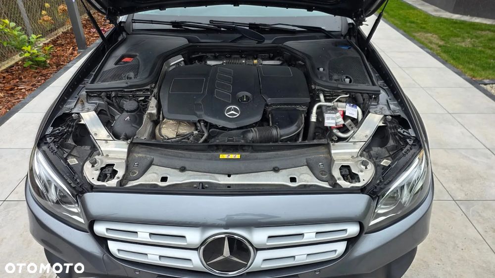 Mercedes-Benz Klasa E - 34